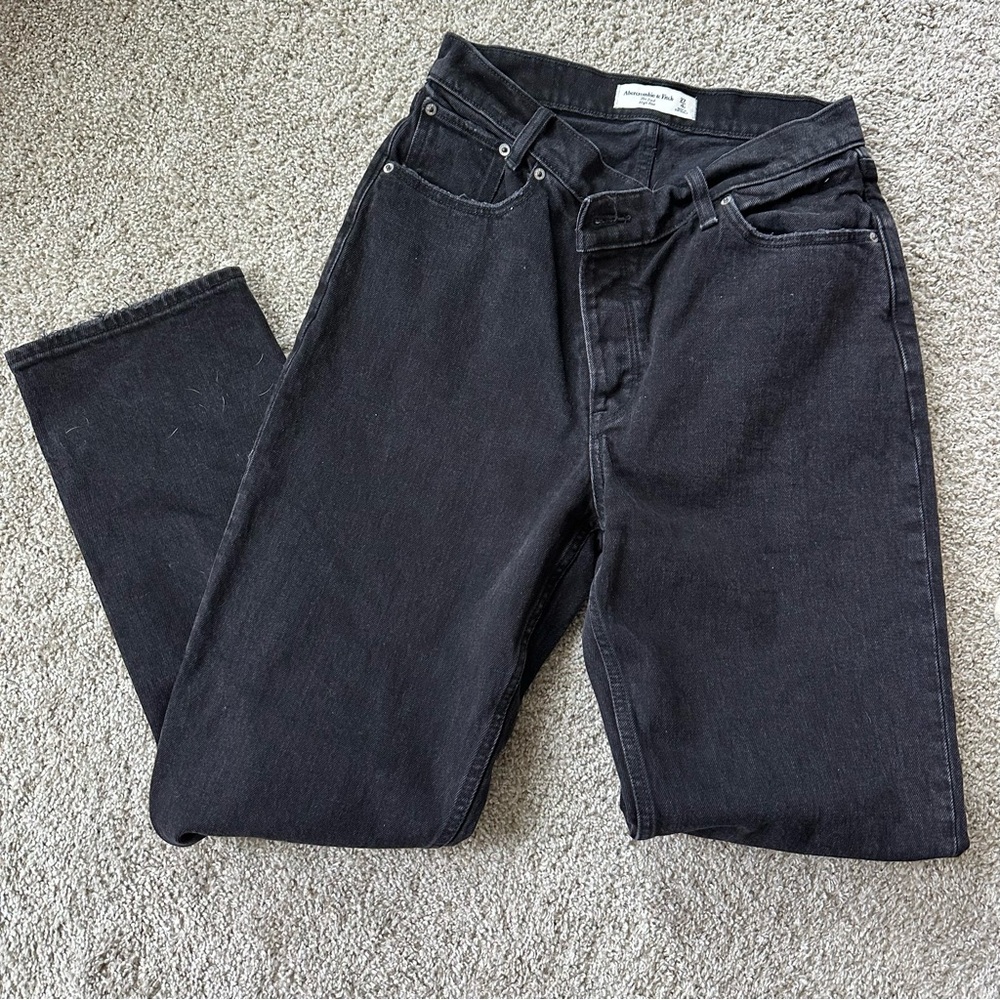 Abercrombie & Fitch High Rise Dad Jeans
